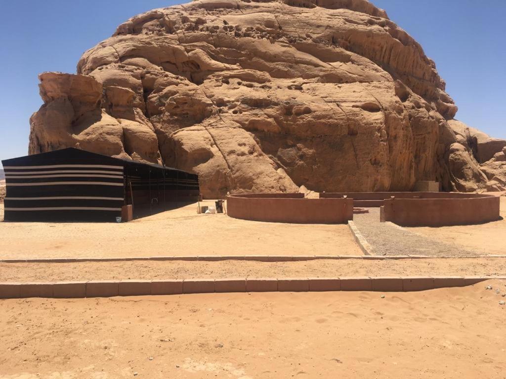 Oryx Camp Hotel Wadi Rum Exterior foto