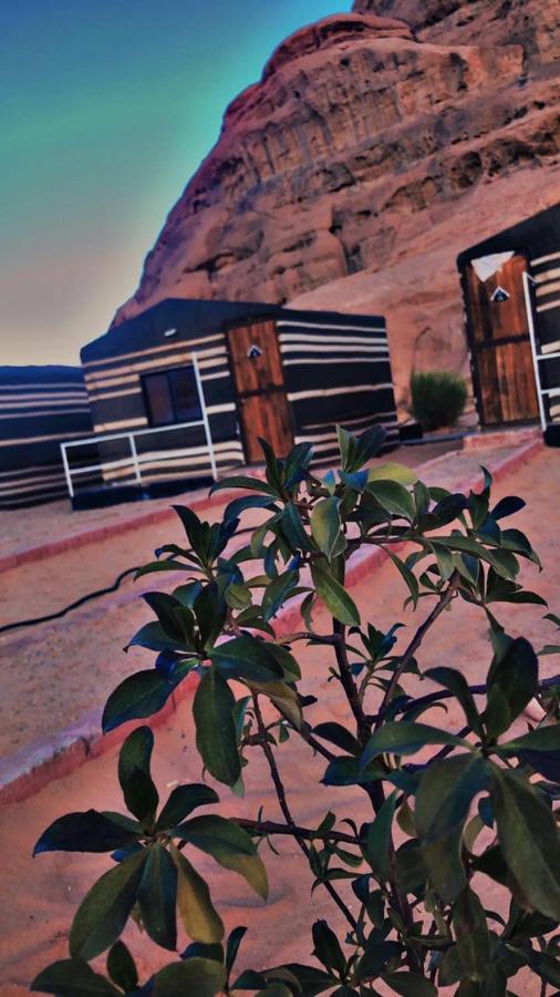 Oryx Camp Hotel Wadi Rum Exterior foto