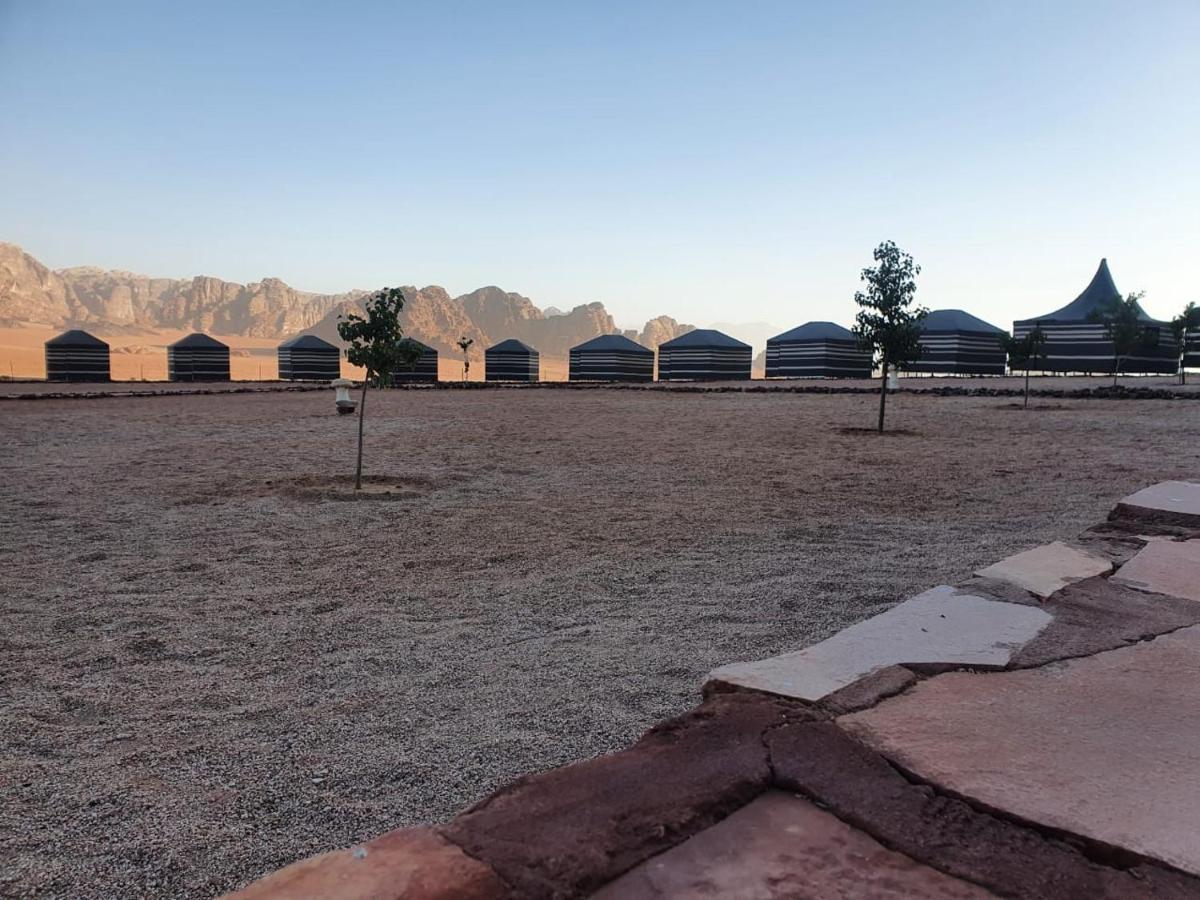 Oryx Camp Hotel Wadi Rum Exterior foto